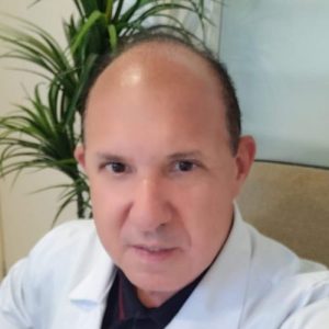 Dr. Alcides Vilarinho da Silva Filho CRM/PI 1976 • RQE 406